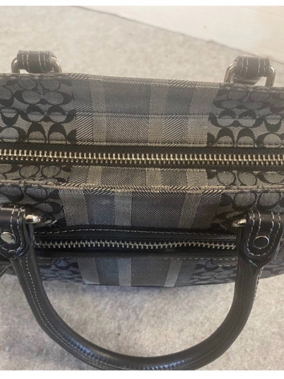 Coach Signature Canvas legacy Molly Satchel gorgeous collectors piece - Picture 7 of 9